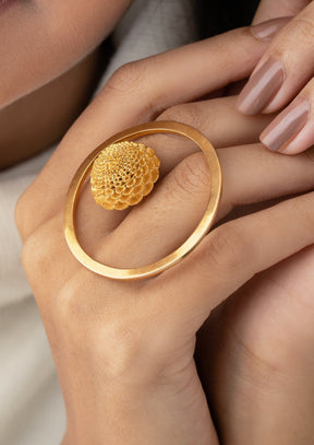 BOLD BLOSSOM RING